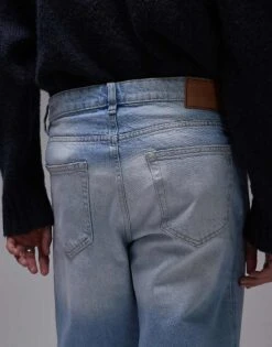 Mango Tapered Fit Jeans In Light Blue For Men -Modern Menswear 208125469 4