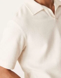 Mango Knitted Open Collar Poloshirt In Beige For Men -Modern Menswear 208236222 3